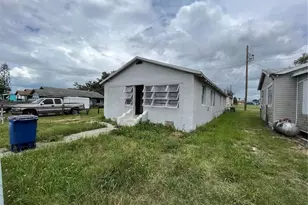 852 Shirley St, Sebring, FL 33870 - Photo 3