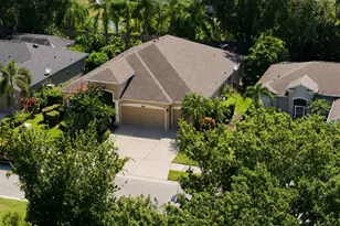 295 Londonderry Dr, Sarasota, FL 34240 - Photo 35