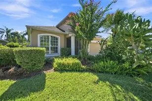 295 Londonderry Dr, Sarasota, FL 34240 - Photo 3