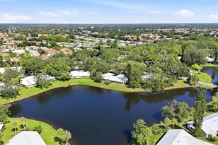 214 Southampton Dr, Venice, FL 34293 - Photo 35