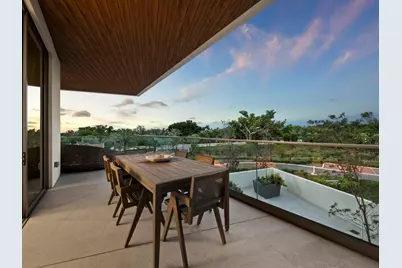 1591 Gulf Of Mexico Drive #312, Longboat Key, FL 34228 - Photo 15