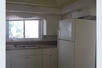 3041 Tyrone Lane, Sarasota, FL 34239 - Photo 5