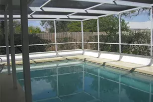 3041 Tyrone Ln, Sarasota, FL 34239 - Photo 9