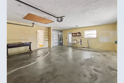 3041 Tyrone Lane, Sarasota, FL 34239 - Photo 21