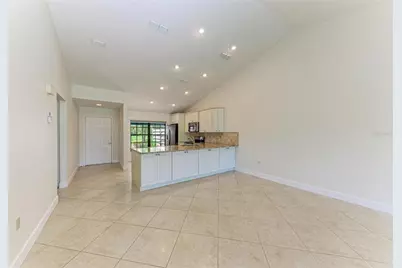 6085 Clubside Drive, Sarasota, FL 34243 - Photo 21