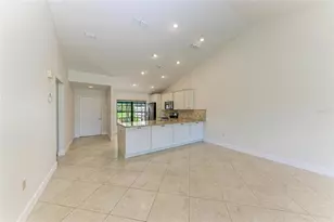 6085 Clubside Dr, Sarasota, FL 34243 - Photo 21