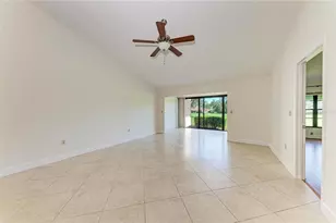6085 Clubside Dr, Sarasota, FL 34243 - Photo 9