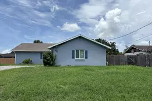 4723 Busti Dr, Sarasota, FL 34232 - Photo 1
