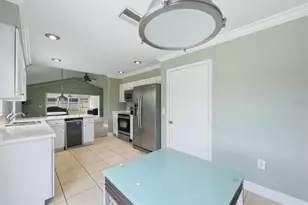 5708 36th St W, Bradenton, FL 34210 - Photo 15