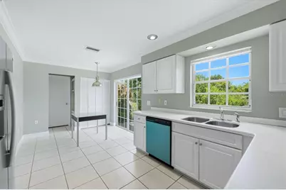 5708 36th Street W, Bradenton, FL 34210 - Photo 13