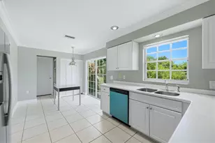 5708 36th St W, Bradenton, FL 34210 - Photo 13