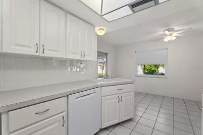 1233 Pinebrook Way, Venice, FL 34285 - Photo 15