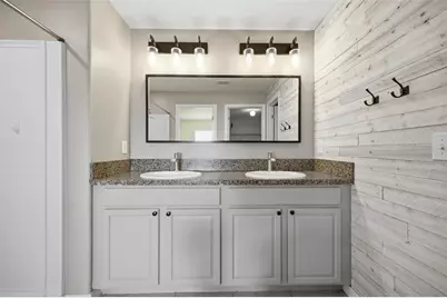 16843 Peaceful Valley Drive, Wimauma, FL 33598 - Photo 29
