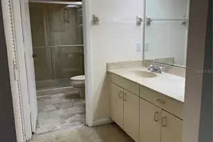 4767 Winslow Beacon, Sarasota, FL 34235 - Photo 5