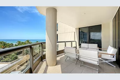 1241 Gulf Of Mexico Drive #303, Longboat Key, FL 34228 - Photo 39