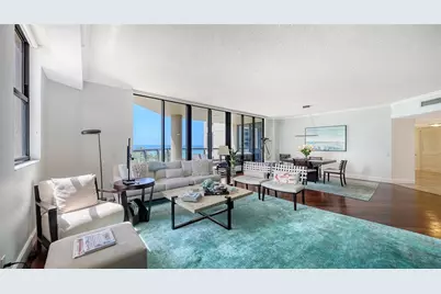 1241 Gulf Of Mexico Drive #303, Longboat Key, FL 34228 - Photo 13
