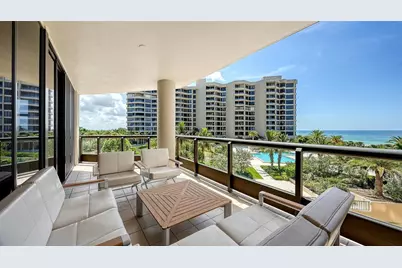 1241 Gulf Of Mexico Drive #303, Longboat Key, FL 34228 - Photo 41