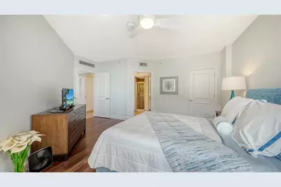 1241 Gulf Of Mexico Drive #303, Longboat Key, FL 34228 - Photo 51