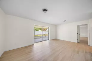 987 Queen Rd, Venice, FL 34293 - Photo 11
