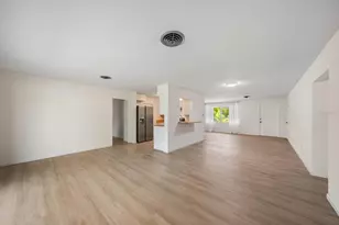 987 Queen Rd, Venice, FL 34293 - Photo 9