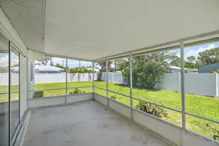 987 Queen Rd, Venice, FL 34293 - Photo 31