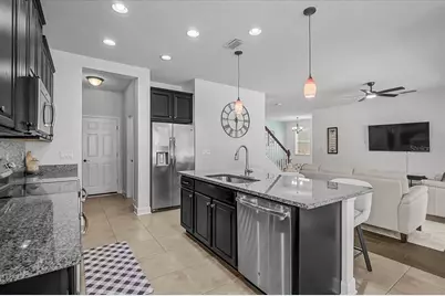 7536 Aguila Drive, Sarasota, FL 34240 - Photo 9