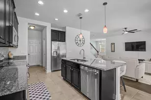7536 Aguila Dr, Sarasota, FL 34240 - Photo 9