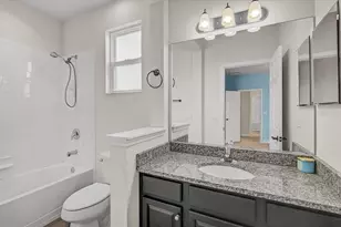 7536 Aguila Dr, Sarasota, FL 34240 - Photo 27