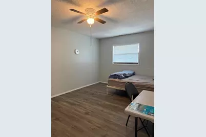 3305 Joe Louis Drive, Sarasota, FL 34234 - Photo 13