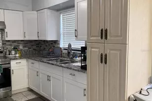 3305 Joe Louis Dr, Sarasota, FL 34234 - Photo 7