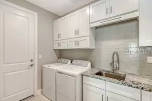 17202 Cresswind Ter, Bradenton, FL 34211 - Photo 33