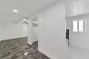 2839 Olympic St, Sarasota, FL 34231 - Photo 31