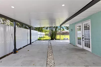 2839 Olympic Street, Sarasota, FL 34231 - Photo 3