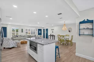 5016 Mangrove Point Rd, Bradenton, FL 34210 - Photo 17
