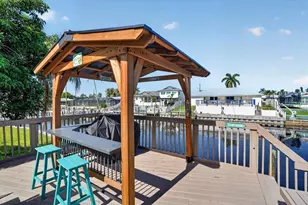 5016 Mangrove Point Rd, Bradenton, FL 34210 - Photo 37