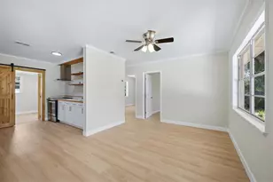 228 Stanford Rd, Venice, FL 34293 - Photo 9