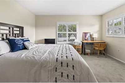 4096 Center Pointe Place #20B, Sarasota, FL 34233 - Photo 11