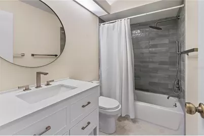 4096 Center Pointe Place #20B, Sarasota, FL 34233 - Photo 17