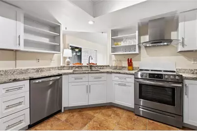 4096 Center Pointe Place #20B, Sarasota, FL 34233 - Photo 5