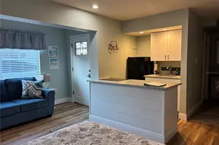 170 Roosevelt Dr, Sarasota, FL 34236 - Photo 11