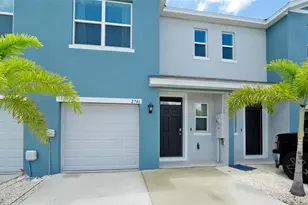 2746 Pearly Banks Dr, Bradenton, FL 34208 - Photo 1