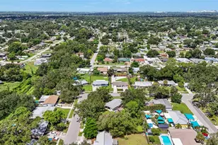 4923 Brookmeade Dr, Sarasota, FL 34232 - Photo 31