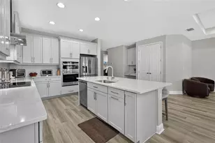 3541 Secluded Ct, Sarasota, FL 34240 - Photo 23