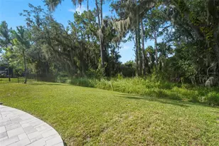 3541 Secluded Ct, Sarasota, FL 34240 - Photo 13