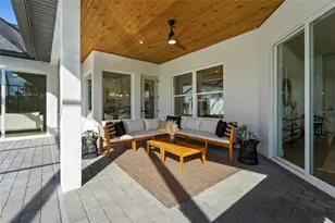 7310 201st St E, Bradenton, FL 34202 - Photo 13