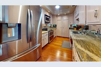 1750 Benjamin Franklin Drive #B, Sarasota, FL 34236 - Photo 11