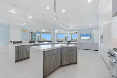 387 S Shore Drive, Sarasota, FL 34234 - Photo 13