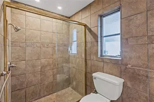 433 Whitfield Ave, Sarasota, FL 34243 - Photo 25