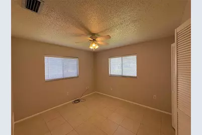 3927 Worcester Road, Sarasota, FL 34231 - Photo 11
