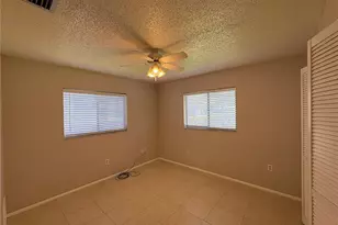 3927 Worcester Rd, Sarasota, FL 34231 - Photo 11